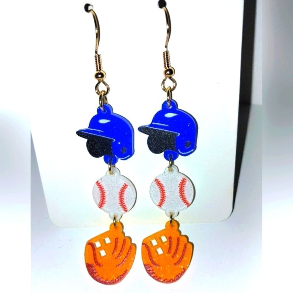 Super cute sports dangle earrings For Kids And Adults